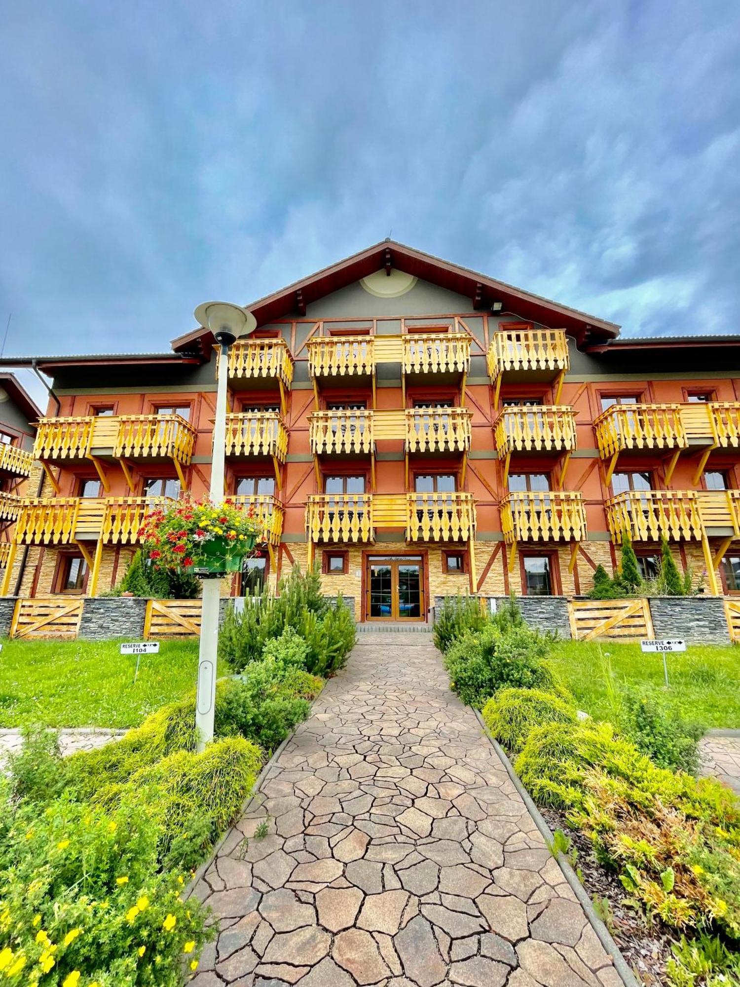 Apartment Kimo - Stunning View Of High Tatras Vel'ka Lomnica Luaran gambar